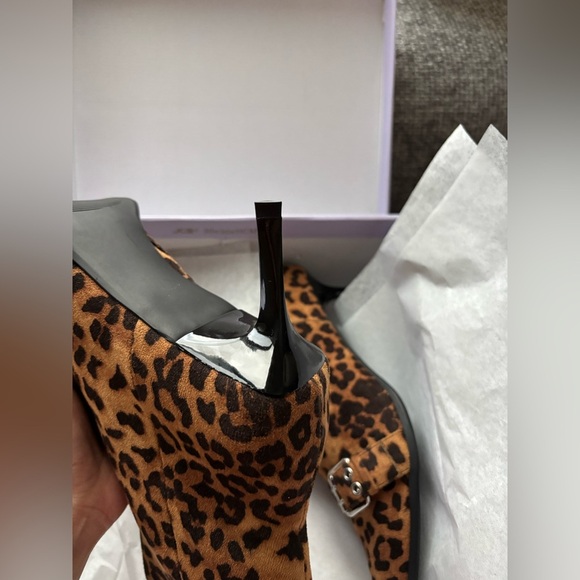 Brand New Steve Madden Leopard Print Boots β Size 9 and size 8 ! - Picture 8 of 12